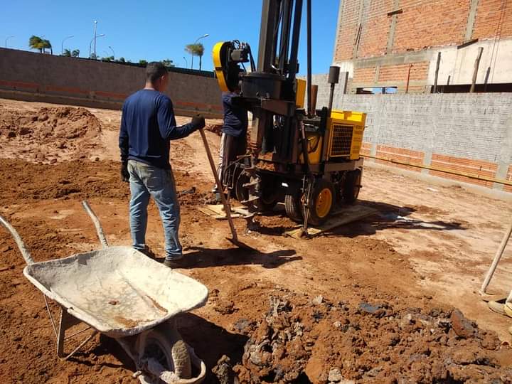 Estaca escavada apiloada